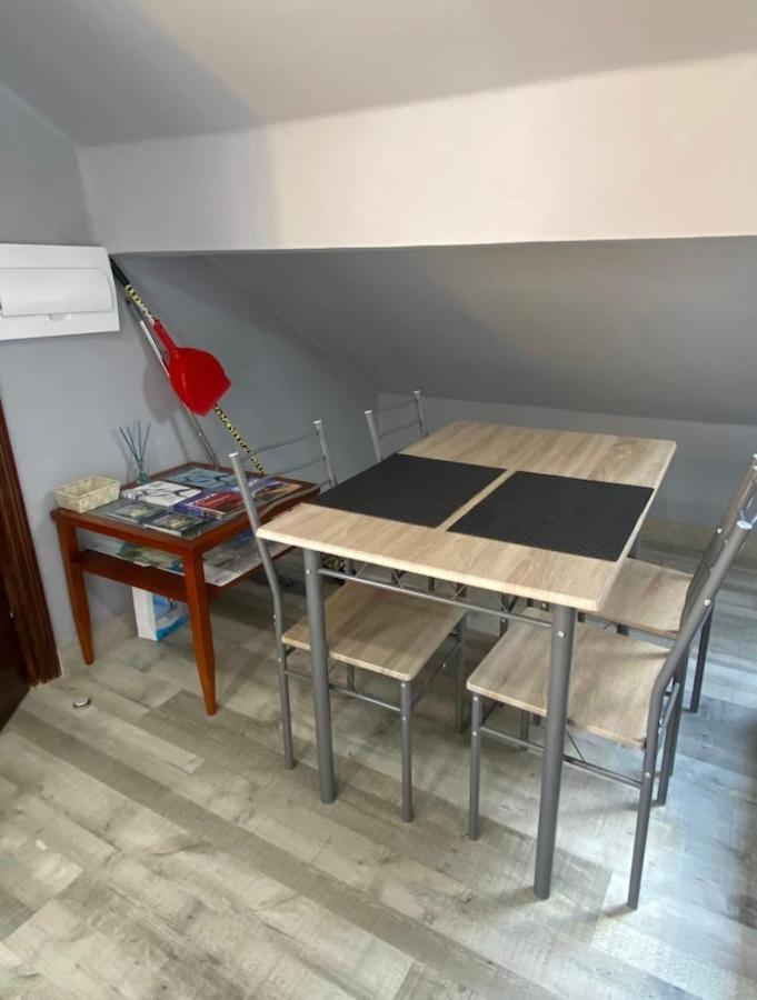 شقة Acojedor Apartamento En بيرميو المظهر الخارجي الصورة