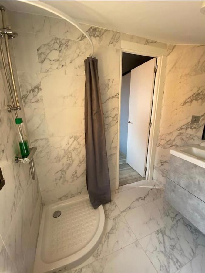 شقة Acojedor Apartamento En بيرميو المظهر الخارجي الصورة